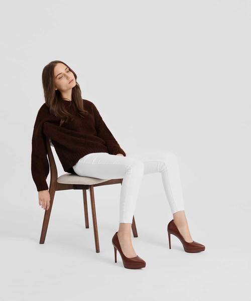 CHARLES & KEITH(チャールズ & キース)の「ポインテッドプラットフォームパンプス / Pointed Platform Pumps(パンプス・レディース・ブラック/グレー・22.5cm/23cm/23.5cm/24.5cm/25cm)」の20枚目の写真