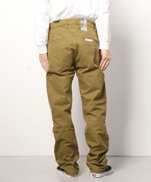 Nudie Jeans（ヌーディージーンズ）の「Loose Alvar / Army Yellow（その他パンツ・メンズ・ベージュ・30inch/28inch/31inch/29inch/26inch/27inch）」の3枚目の写真