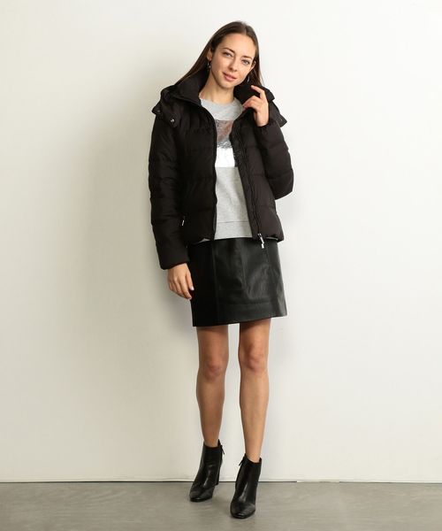 ARMANI EXCHANGE（アルマーニエクスチェンジ）の「【A|Xアルマーニ エクスチェンジ】フーディダウンジャケット（ダウンジャケット/コート・レディース・ワイン/ブラック・SMALL/X-SMALL/MEDIUM/LARGE）」の11枚目の写真