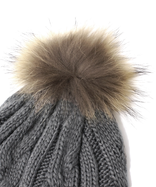 Ray BEAMS（レイビームス）の「□Ray BEAMS / ラクーンボンボンワッチ（ニットキャップ/ビーニー・レディース・ホワイト/グレー/ブラック・ONE SIZE）」の6枚目の写真