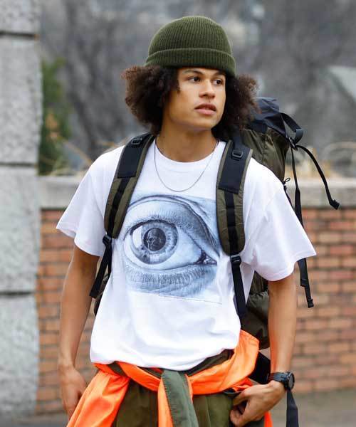 M.C. ESCHER（エムシーエッシャー）の「S/S PRINT TEE "EYE" / ショートスリーブプリントＴ　”アイ”（Tシャツ/カットソー・メンズ・ホワイト・LARGE/X-LARGE/SMALL/MEDIUM）」の6枚目の写真
