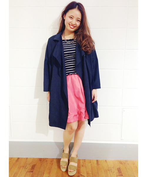 Chico（チコ）の「ニュアンストレンチコート（その他アウター・レディース・キャメル/ネイビー/ベージュ・FREE）」の2枚目の写真