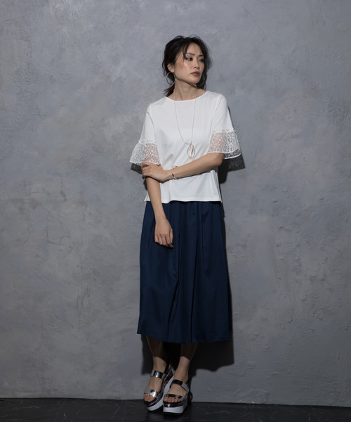 A/C DESIGN BY ALPHA CUBIC（エーシーデザインバイアルファキュービック）の「レース袖ブルオーバー（Tシャツ/カットソー・レディース・オフホワイト/ブラック・M size/L size）」の3枚目の写真