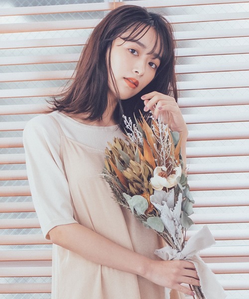 KOBE LETTUCE（コウベレタス）の「［WEARISTA近藤千尋さんコラボ］編み地切り替えバルーンスリーブサマーリブニット（ニット/セーター・レディース・ブラック/ベージュ/ブラウン/レッド/オフホワイト/イエロー/グリーン/ネイビー/ピンク/ダークオレンジ/ホワイト系その他/オレンジ/パープル系その他/ミント・FREE）」の3枚目の写真