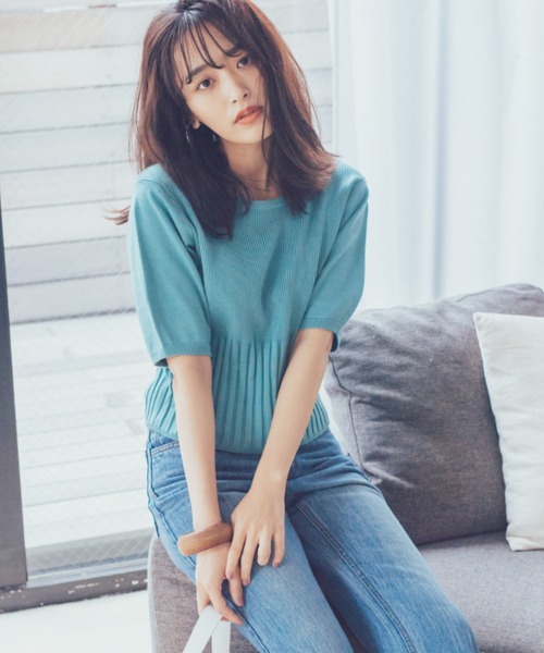 KOBE LETTUCE（コウベレタス）の「［WEARISTA近藤千尋さんコラボ］編み地切り替えバルーンスリーブサマーリブニット（ニット/セーター・レディース・ブラック/ベージュ/ブラウン/レッド/オフホワイト/イエロー/グリーン/ネイビー/ピンク/ダークオレンジ/ホワイト系その他/オレンジ/パープル系その他/ミント・FREE）」の7枚目の写真