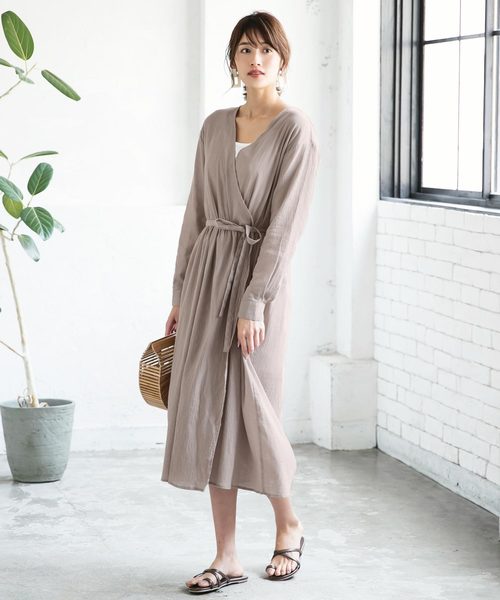 KOBE LETTUCE（コウベレタス）の「リネンタッチカシュクール2Wayガウンマキシワンピース【セットアップOK】（ワンピース・レディース・ブラック/ベージュ/オフホワイト/オレンジ/ライトカーキ/ブラウン/チャコールグレー・FREE）」の8枚目の写真
