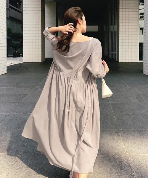 KOBE LETTUCE（コウベレタス）の「リネンタッチカシュクール2Wayガウンマキシワンピース【セットアップOK】（ワンピース・レディース・ブラック/ベージュ/オフホワイト/オレンジ/ライトカーキ/ブラウン/チャコールグレー・FREE）」の21枚目の写真
