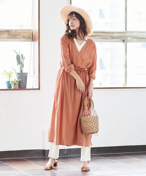 KOBE LETTUCE（コウベレタス）の「リネンタッチカシュクール2Wayガウンマキシワンピース【セットアップOK】（ワンピース・レディース・ブラック/ベージュ/オフホワイト/オレンジ/ライトカーキ/ブラウン/チャコールグレー・FREE）」の9枚目の写真