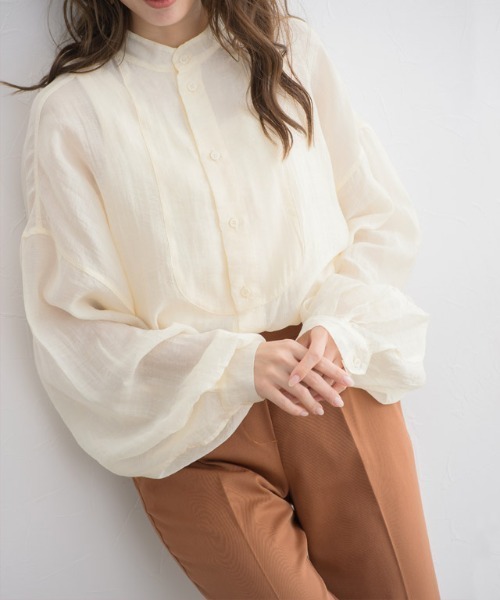 Pierrot（ピエロ）の「ヘンリーネックシアーシャツ（シャツ/ブラウス・レディース・ブラウン系その他/アイボリー/ミント/ベージュ・M）」の3枚目の写真