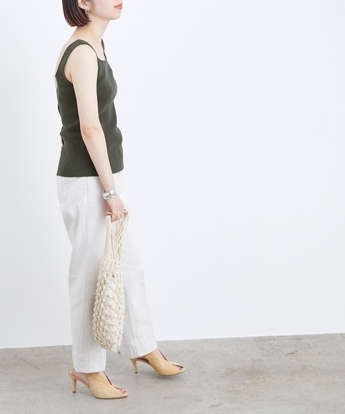 ADAM ET ROPE'（アダムエロペ）の「2WAY釦ニットタンクトップ（タンクトップ・レディース・チャコールグレー/ブラウン・FREE）」の14枚目の写真