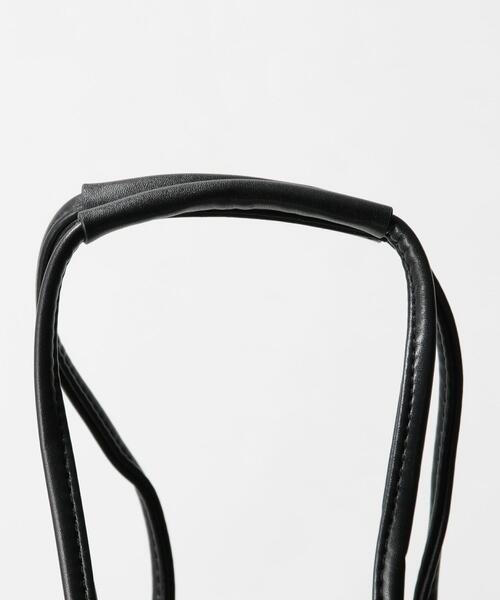 green label relaxing（グリーンレーベルリラクシング）の「CM GLR スエード タッチ 2way 巾着 バッグ（ショルダーバッグ・メンズ・ブラック/ダークブラウン・FREE）」の9枚目の写真