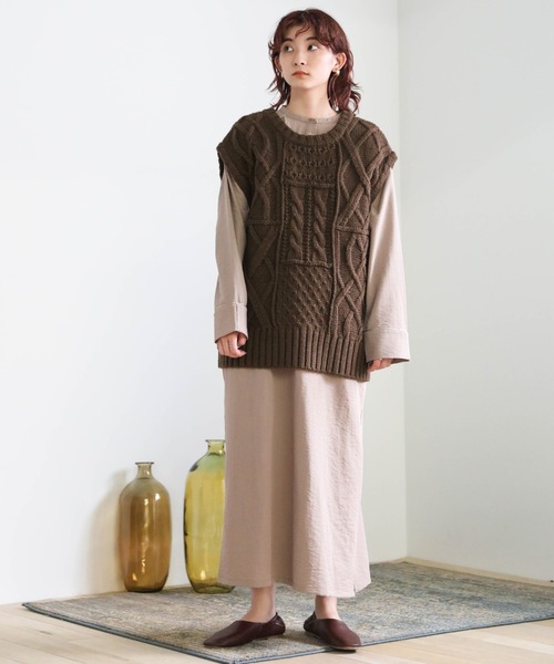 select MOCA（セレクトモカ）の「ミックスケーブルニットベスト（ベスト・レディース・ベージュ/ブラウン/オフホワイト・FREE）」の13枚目の写真