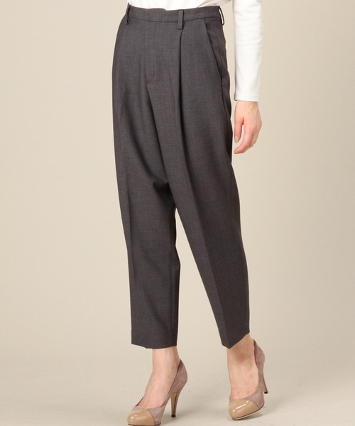 BEAUTY&YOUTH UNITED ARROWS（ビューティーアンドユースユナイテッドアローズ）の「BYTF ダブルクロス タックテーパードパンツ◆（その他パンツ・レディース・ライトピンク/ネイビー/ダークグレー・SMALL/MEDIUM）」の2枚目の写真