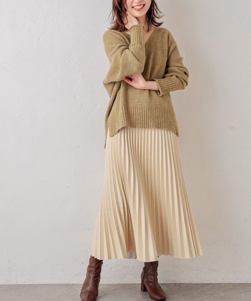 natural couture（ナチュラルクチュール）の「深V畦袖口カールニット（ニット/セーター・レディース・ベージュ/カーキ/ブルー/グリーン/アイボリー・FREE）」の14枚目の写真