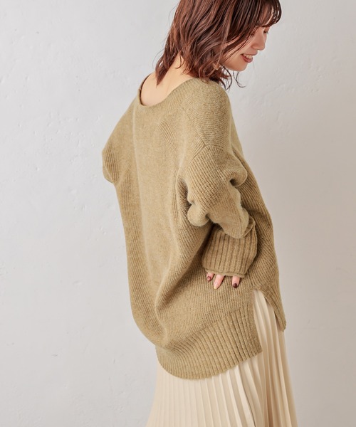 natural couture（ナチュラルクチュール）の「深V畦袖口カールニット（ニット/セーター・レディース・ベージュ/カーキ/ブルー/グリーン/アイボリー・FREE）」の13枚目の写真