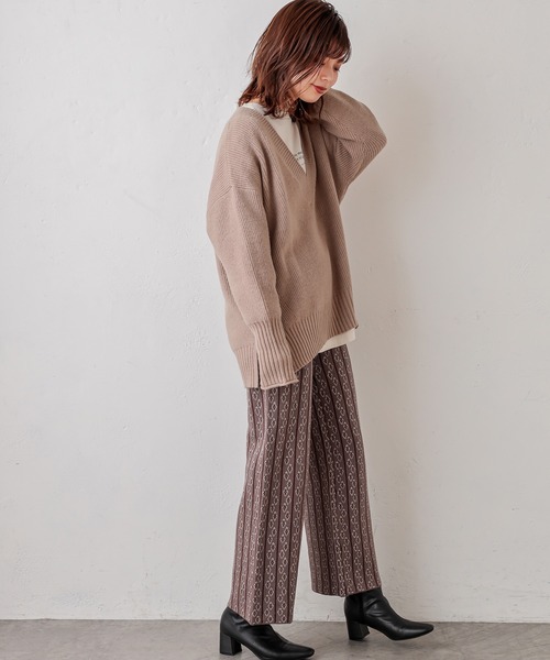 natural couture（ナチュラルクチュール）の「深V畦袖口カールニット（ニット/セーター・レディース・ベージュ/カーキ/ブルー/グリーン/アイボリー・FREE）」の11枚目の写真