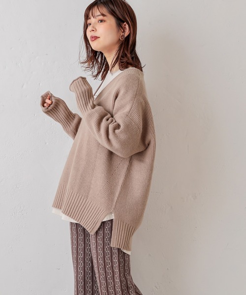 natural couture（ナチュラルクチュール）の「深V畦袖口カールニット（ニット/セーター・レディース・ベージュ/カーキ/ブルー/グリーン/アイボリー・FREE）」の10枚目の写真