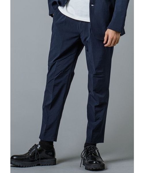 REGIEVO(レジエボ)の「REGIEVO ツータックシャーリングパンツ セットアップ(その他パンツ・メンズ・ブラック/ネイビー・L/S/XL/M)」の2枚目の写真