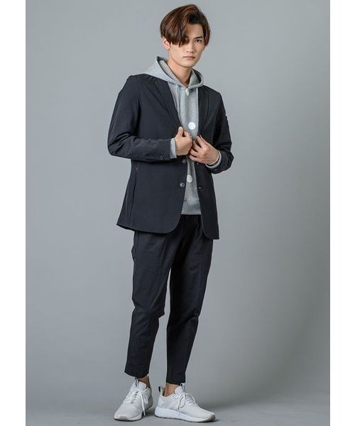 REGIEVO(レジエボ)の「REGIEVO ツータックシャーリングパンツ セットアップ(その他パンツ・メンズ・ブラック/ネイビー・L/S/XL/M)」の8枚目の写真