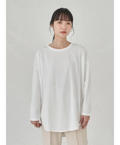 earth music&ecology（アースミュージックアンドエコロジー）の「ラウンドヘムカットチュニック ＊（Tシャツ/カットソー・レディース・オフホワイト・FREE）」の2枚目の写真