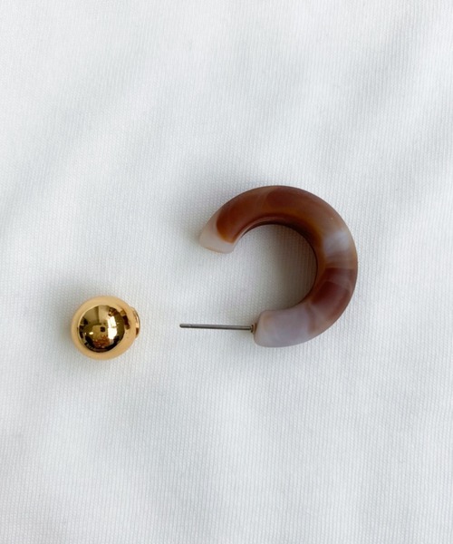 Auntie Rosa Holiday（アンティローザホリデー）の「マーブルピアス（ピアス（両耳用）・レディース・ブラック/ブラウン/その他/ナチュラル・FREE）」の7枚目の写真