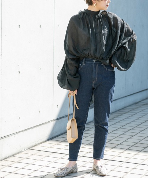 Ambre Neige(アンブルネージュ)の「シフォンボリュームブラウス/【WEB/EC限定商品】(シャツ/ブラウス・レディース・ライトブルー/ブラック/グレイッシュベージュ・FREE)」の20枚目の写真