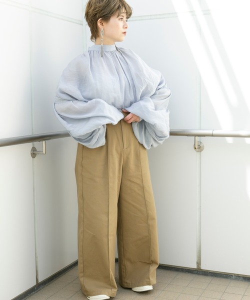 Ambre Neige(アンブルネージュ)の「シフォンボリュームブラウス/【WEB/EC限定商品】(シャツ/ブラウス・レディース・ライトブルー/ブラック/グレイッシュベージュ・FREE)」の19枚目の写真