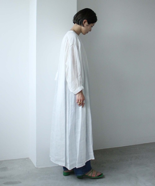 cardo fabrica(カルドファブリカ)の「._◇リネンローンピンタック×レースワンピース(ワンピース・レディース・ホワイト/ブラック・FREE)」の18枚目の写真