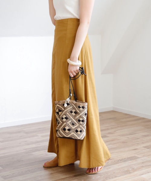 UNFIELD（アンフィールド）の「【UNFIELD リネン混バックレースアップスカート】（スカート・レディース・ブラック/アイボリー/マスタード・FREE）」の15枚目の写真