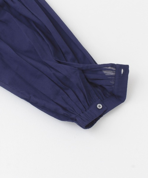 かぐれ(カグレ)の「ピンタック切替ギャザーブラウス(シャツ/ブラウス・レディース・ロイヤルブルー/ブラック/オフホワイト・FREE)」の12枚目の写真