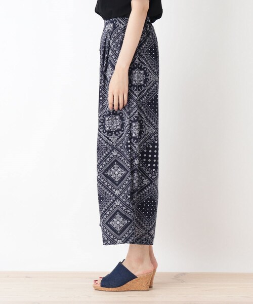 Cutie Blonde(キューティーブロンド)の「◆ひんやりゆるテロ柄パンツ(その他パンツ・レディース・ブラック系/ネイビー系/ネイビー系6・02/03)」の9枚目の写真