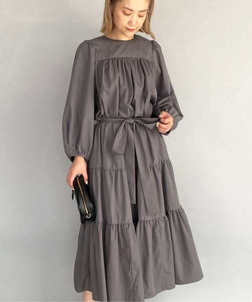 PICCIN(ピッチン)の「リボン付ティアードワンピース(ワンピース・レディース・チャコールグレー/ブラック/カーキ・M)」の3枚目の写真