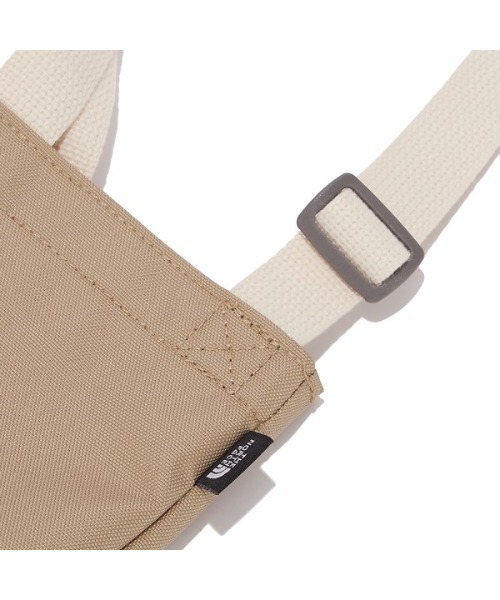 THE NORTH FACE(ザノースフェイス)の「THE NORTH FACE(ザ・ノースフェイス)/ ビッグロゴトートバッグ BIG LOGO TOTE 2(ショルダーバッグ・レディース・ダークベージュ・FREE)」の10枚目の写真