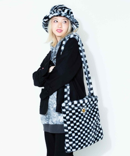 Candy Stripper（キャンディストリッパー）の「MY SUNNY CANDY FUR バッグ（ショルダーバッグ・レディース・ブルー/ブラック・FREE）」の8枚目の写真