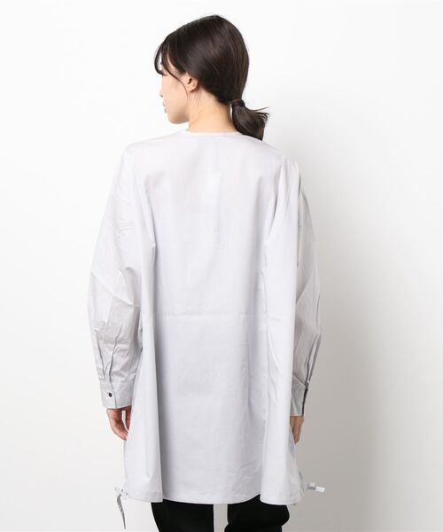 mizuiroind（ミズイロインド）の「【ELLEデジタル掲載】mizuiro ind クルーネックドローストリングヘムチュニック（シャツ/ブラウス・レディース・ライトグレー/オフホワイト/ブラック・FREE）」の5枚目の写真