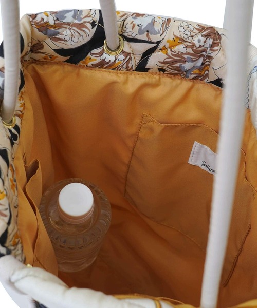 SMIR NASLI（サミールナスリ）の「ウ゛ィンテージシルクキルティングトートバッグ（トートバッグ・レディース・ブラック/ピンクベージュ・9）」の22枚目の写真