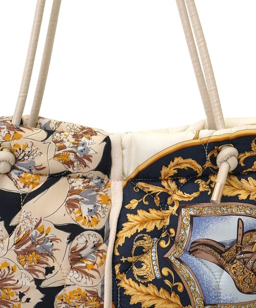 SMIR NASLI（サミールナスリ）の「ウ゛ィンテージシルクキルティングトートバッグ（トートバッグ・レディース・ブラック/ピンクベージュ・9）」の17枚目の写真