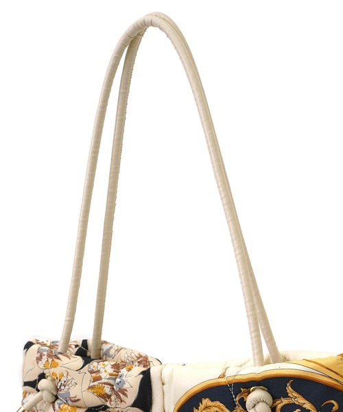 SMIR NASLI（サミールナスリ）の「ウ゛ィンテージシルクキルティングトートバッグ（トートバッグ・レディース・ブラック/ピンクベージュ・9）」の16枚目の写真