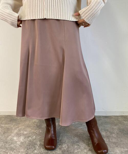 MLI'A(エムリア)の「マーメイドサテンスカート(スカート・レディース・ブラック/グリーン/モカ/ナチュラル・FREE)」の2枚目の写真