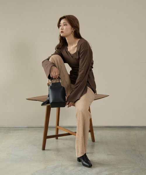 Amiur(エミレ)の「cache coeur lady tops(その他トップス・レディース・ベージュ/ブラウン/アイボリー・FREE)」の7枚目の写真