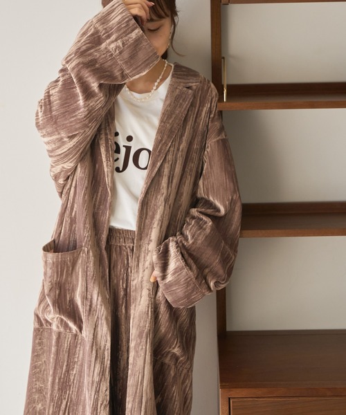 DISCOAT(ディスコート)の「ヨウリュウベロアロングガウン(その他アウター・レディース・モカ/イエロー・FREE)」の1枚目の写真