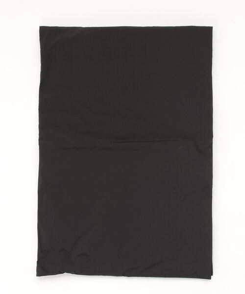 my beautiful landlet（マイビューティフルランドレット）の「【my beautiful landlet】 diver cross down stole（ストール/ショール・メンズ・ブラック/ベージュ/カーキ/ブルー・FREE）」の9枚目の写真