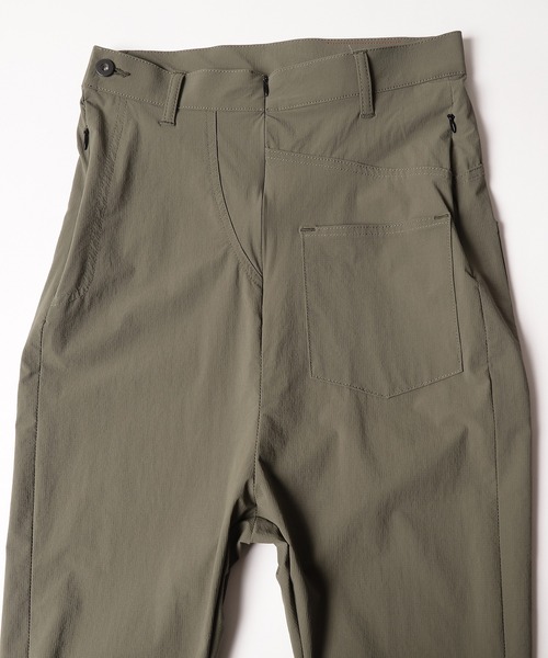 STOF(ストフ)の「Half Twist Skinny Pants(デニムパンツ・メンズ・カーキ/ブラック・XS/M/S)」の13枚目の写真