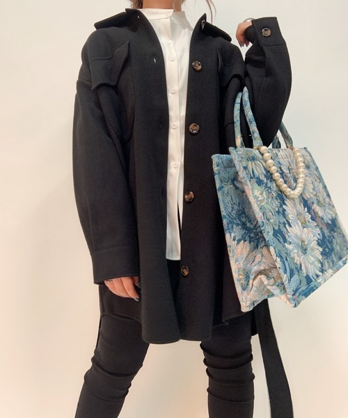 aimoha（アイモハ）の「レトロミドル丈シャツカラージャケット（トレンチコート・レディース・ブラック/ホワイト/グレー/モカ・FREE）」の3枚目の写真