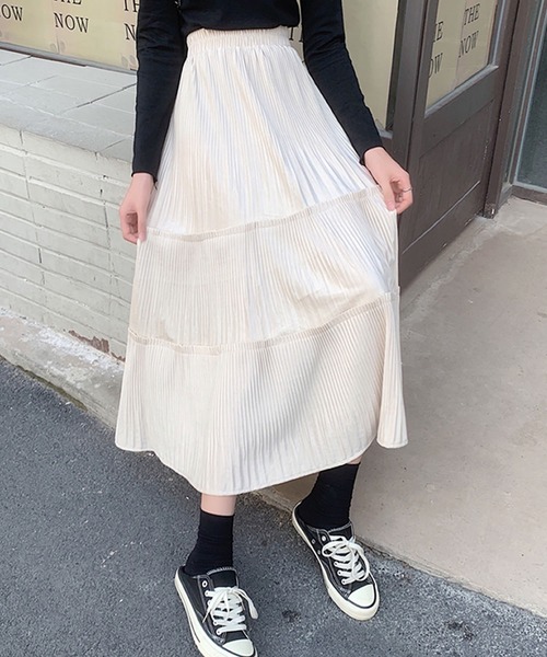 Grandeir(グランディール)の「ベロアプリーツ ティアード スカート(スカート・レディース・ブラック/グリーン/ベージュ/モカ・M)」の7枚目の写真