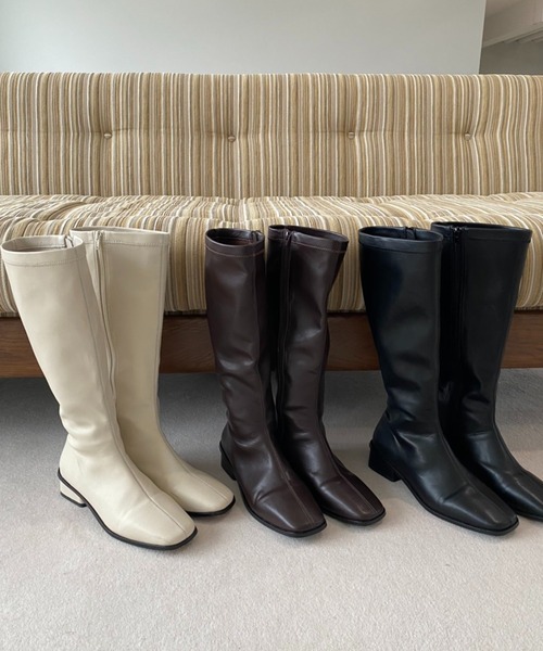 one after another NICE CLAUP（ワンアフターアナザーナイスクラップ）の「今年のスタイリングにマストアイテム　ロングブーツ（ブーツ・レディース・ブラック/ダークブラウン/アイボリー・S/M/L）」の4枚目の写真
