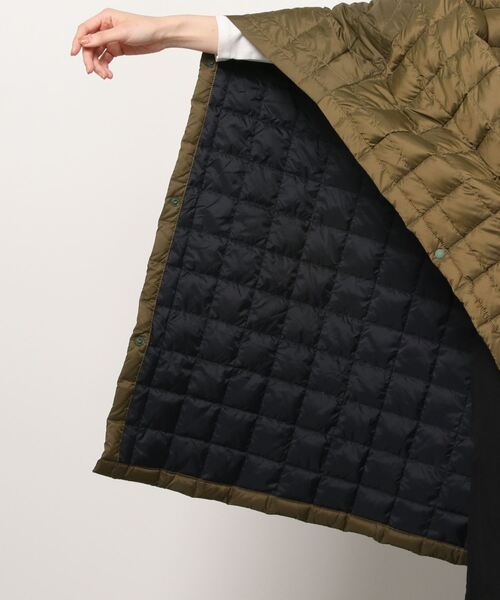 TAION（タイオン）の「【WEB限定】[TAION/タイオン] マウンテンダウンポンチョ（ポンチョ・レディース・ブラック/カーキ・ONE SIZE）」の5枚目の写真