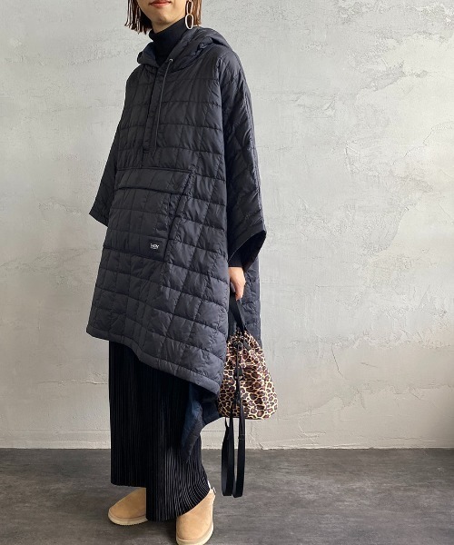 TAION（タイオン）の「【WEB限定】[TAION/タイオン] マウンテンダウンポンチョ（ポンチョ・レディース・ブラック/カーキ・ONE SIZE）」の19枚目の写真