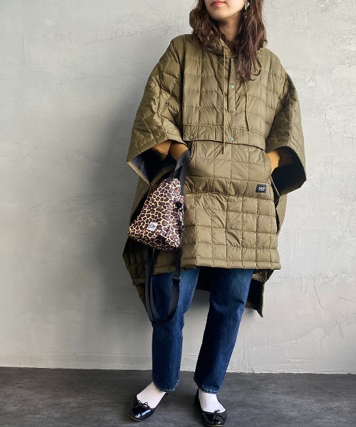 TAION（タイオン）の「【WEB限定】[TAION/タイオン] マウンテンダウンポンチョ（ポンチョ・レディース・ブラック/カーキ・ONE SIZE）」の17枚目の写真