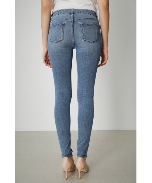 AZUL by moussy(アズールバイマウジー)の「A PERFECT DENIM AIR /アパーフェクトデニムエアー(デニムパンツ・レディース・ブラウン/ブラック/ダークブルー/ブルー/ホワイト・MEDIUM/X-SMALL/SMALL/XX-SMALL/LARGE/X-LARGE)」の18枚目の写真
